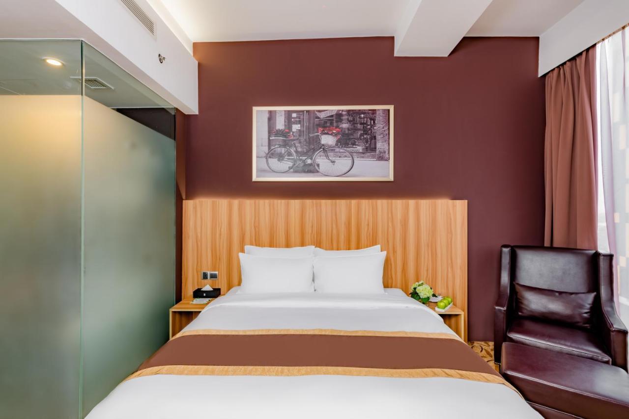 Bay Hotel Ho Chi Minh Exterior foto